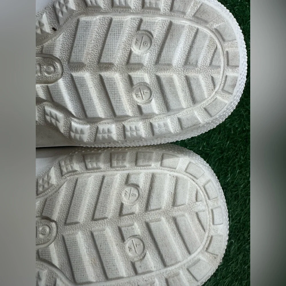 CROCS excellent preowned